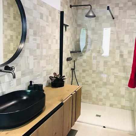 Rum i privatbostad A Louer Sur *