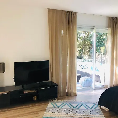 A Louer Sur * Bonifacio (Corsica)