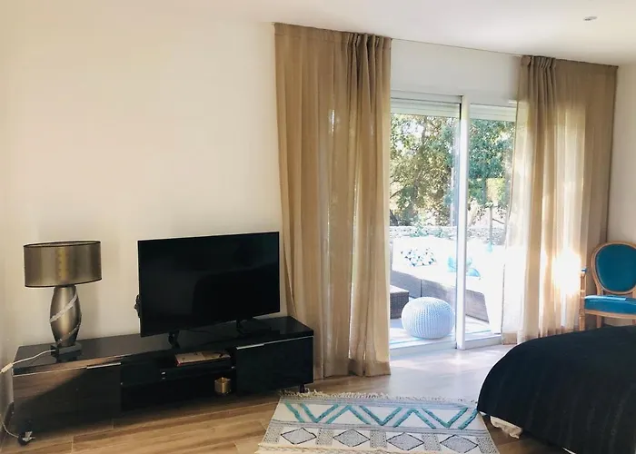 à Louer Sur * Bonifacio (Corsica)